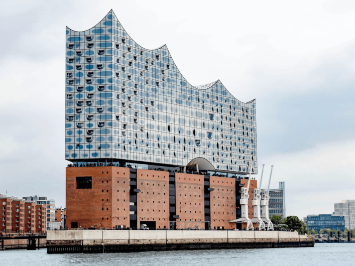 Image of the Elbphilharmonie Hamburg, image taken from the perspective of the river Elbe.