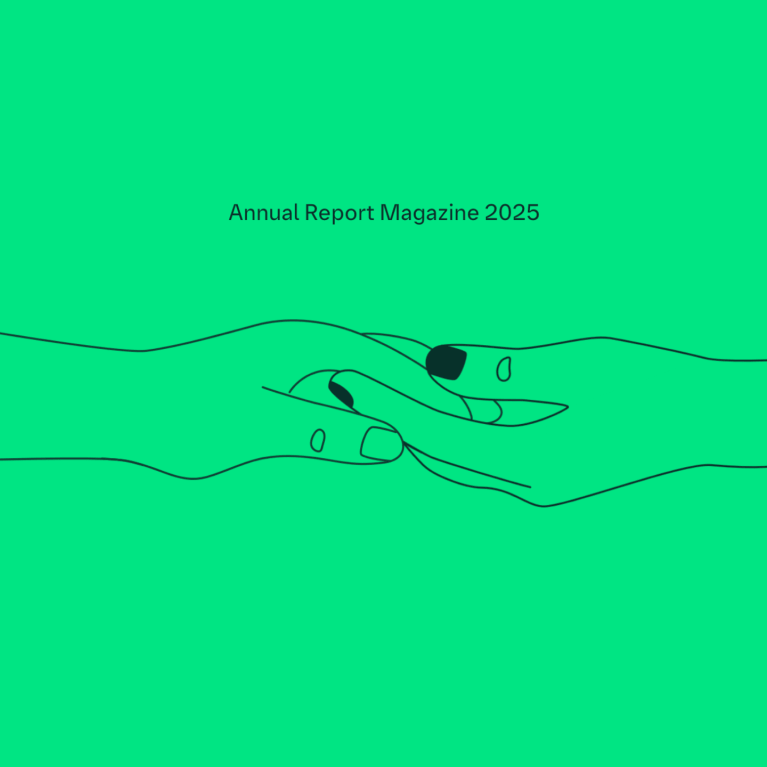 Illustration von zwei Händen, die sich in der Mitte des Visuals halten, darüber die Überschrift "Annual Report Magazine 2025".